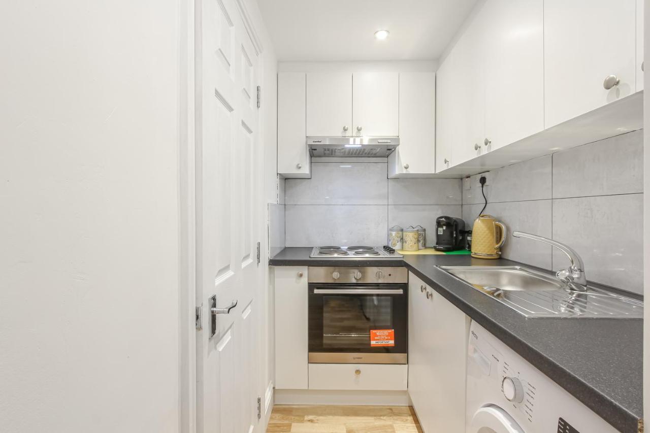 Splendid Flat In Kensington Olympia Daire Londra Dış mekan fotoğraf
